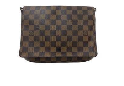Musette Tango, vista frontal